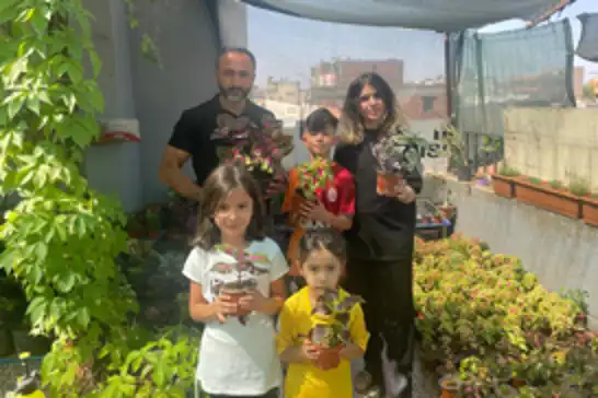 Çiçeklerle yeni bir hayat: Suriyeli ailenin Batman'daki umut hikâyesi
