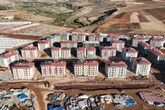 Türkiye’s housing market booms in June with over 107,000 sales
