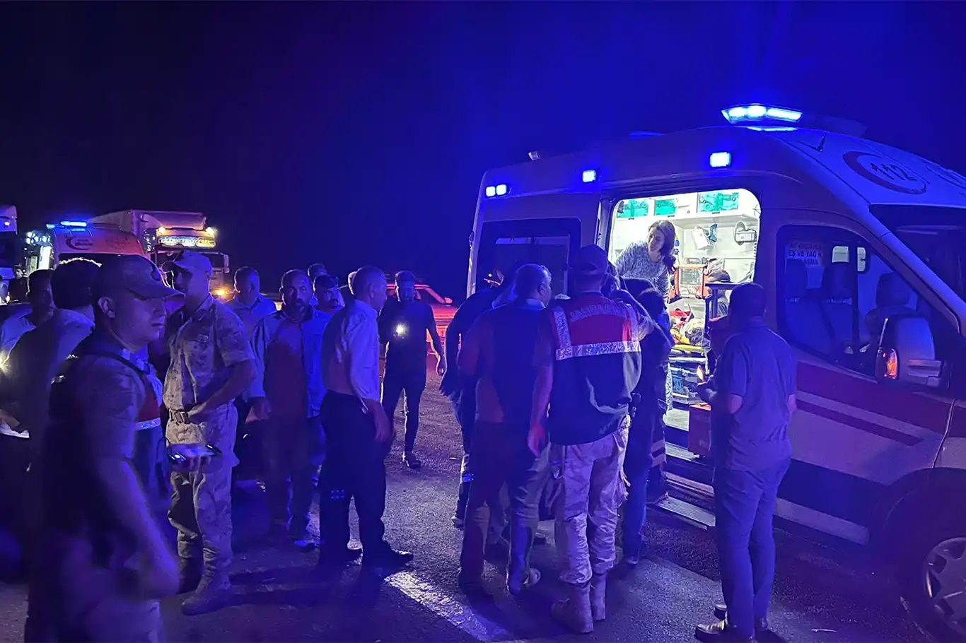 Şanlıurfa’da iki araç çarpıştı: 6 kişi yaralandı