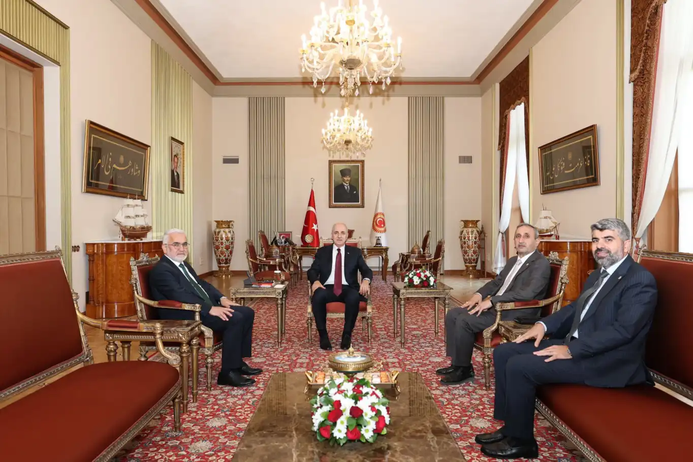 HÜDA PAR meets parliament speaker to discuss new legislative commission HÜDA PAR meets parliament speaker to discuss new legislative commission
