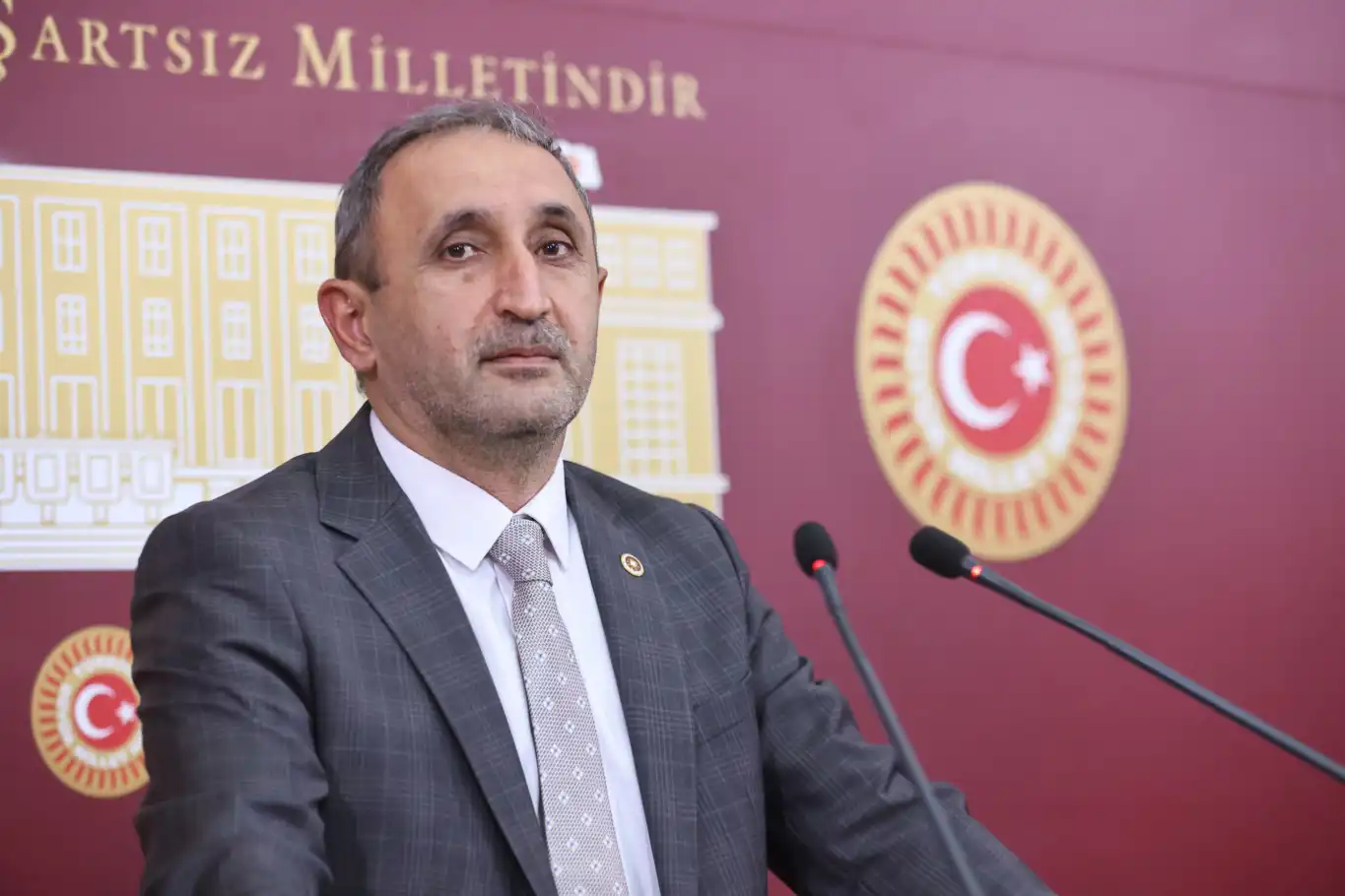 HÜDA PAR Bingöl'deki su kesintileri ve şebeke sorunlarını Meclis'e taşıdı HÜDA PAR Bingöl'deki su kesintileri ve şebeke sorunlarını Meclis'e taşıdı