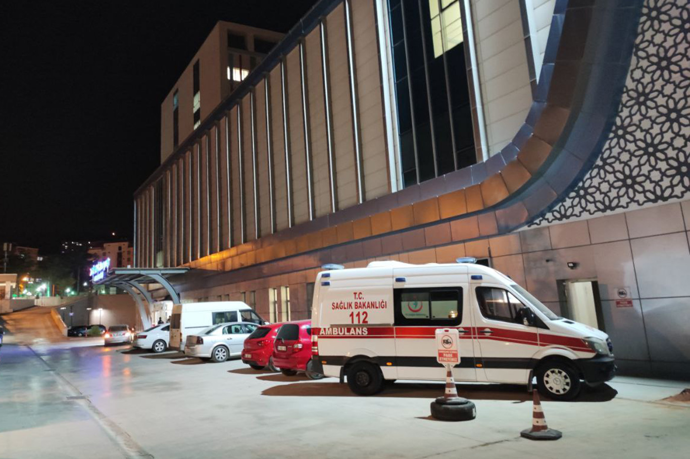 Malatya'da alacak verecek kavgası kanlı bitti: 2 yaralı Malatya'da alacak verecek kavgası kanlı bitti: 2 yaralı