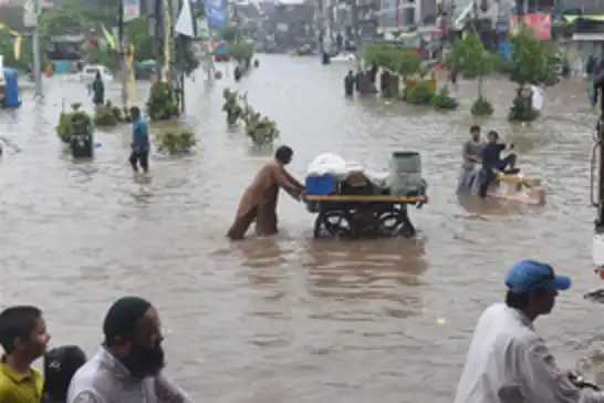 Pakistan'da muson yağmurları bilançosu: 202 can kaybı, 600 yaralı