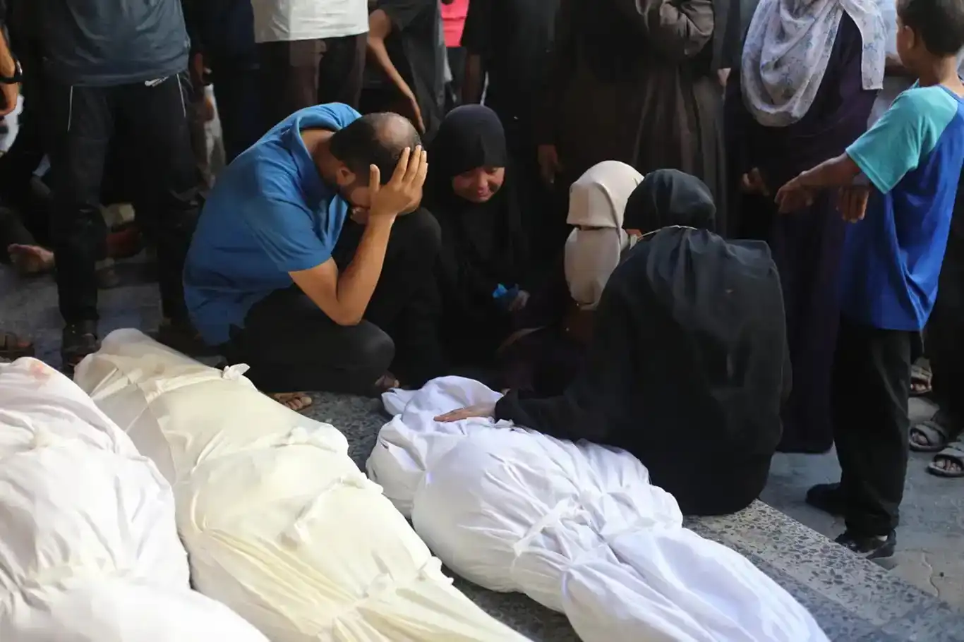 وزارة الصحة بغزة: ارتفاع حصيلة العدوان الإسرائيلي إلى 59029 شهيداً وزارة الصحة بغزة: ارتفاع حصيلة العدوان الإسرائيلي إلى 59029 شهيداً