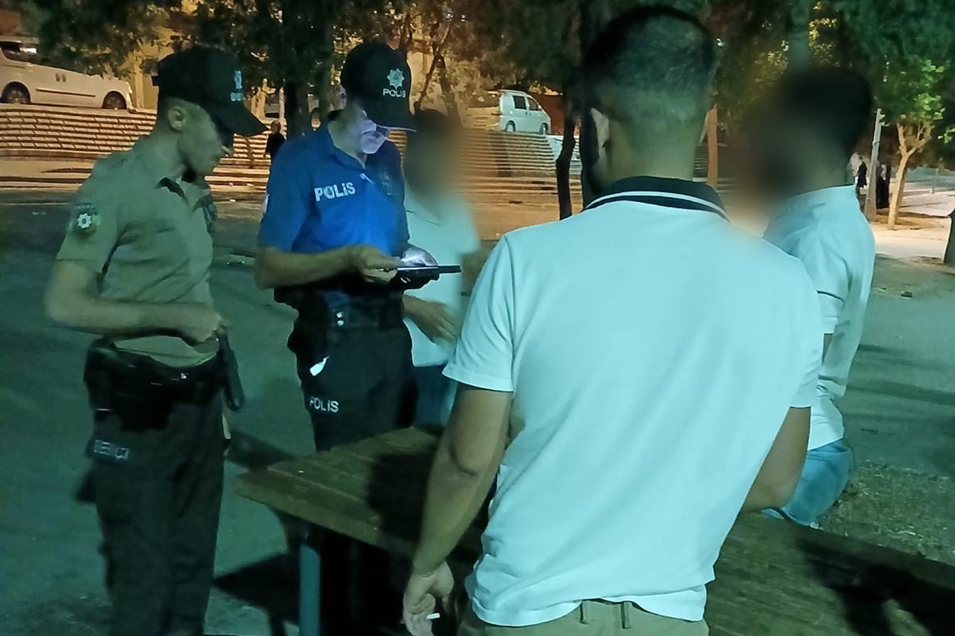 Gaziantep'te araması bulunan 18 kişi yakalandı Gaziantep'te araması bulunan 18 kişi yakalandı