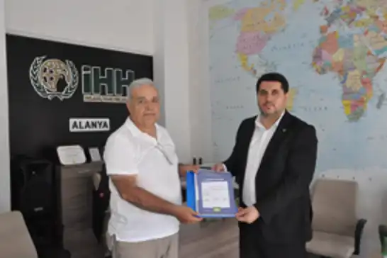 HÜDA PAR Antalya İl Başkanı Durmaz, Alanya’da 'Ailenin Korunması' temalı ziyaretler gerçekleştirdi
