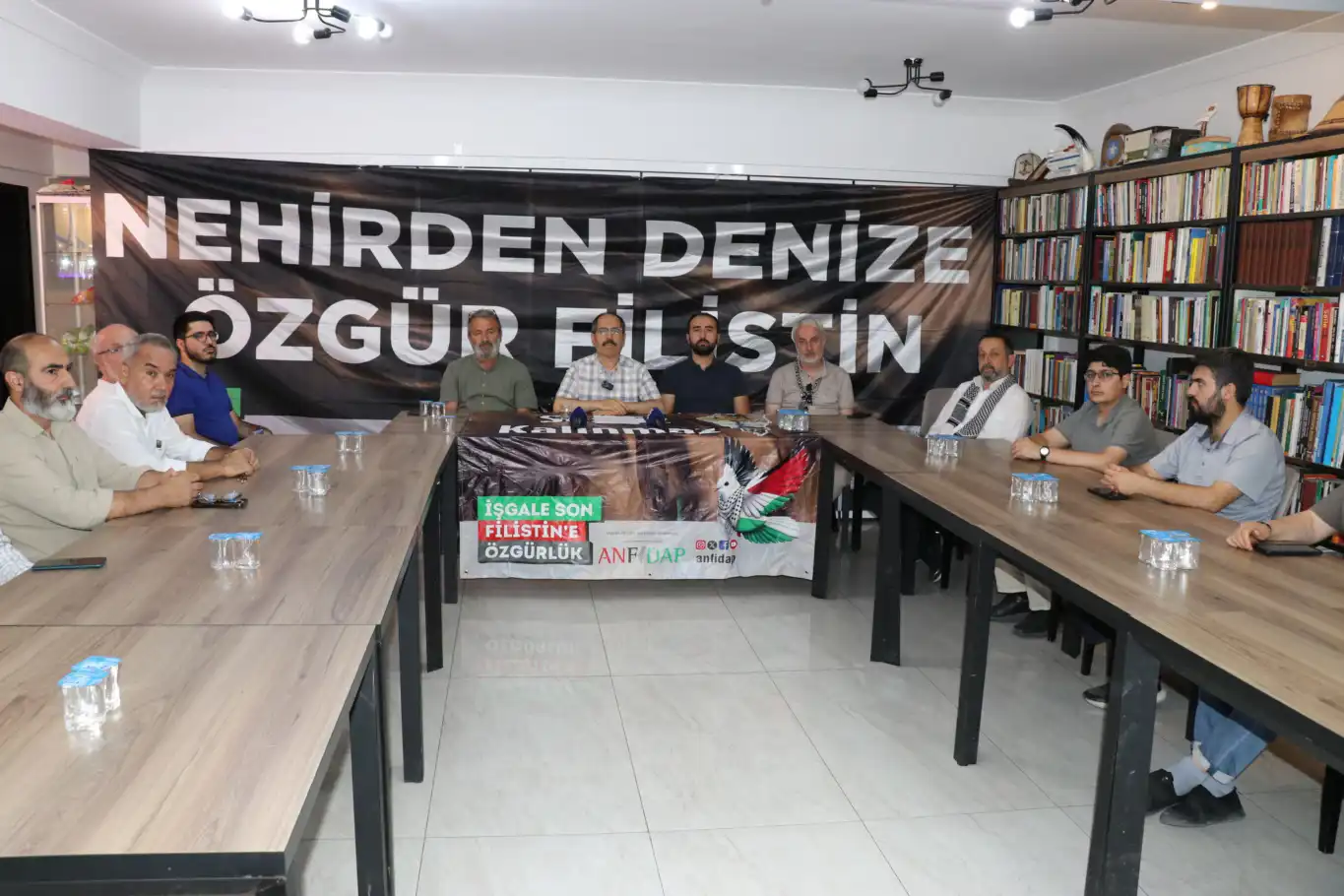 Cumhurbaşkanına çağrı: Gazze için fiili yardım başlatılsın Cumhurbaşkanına çağrı: Gazze için fiili yardım başlatılsın