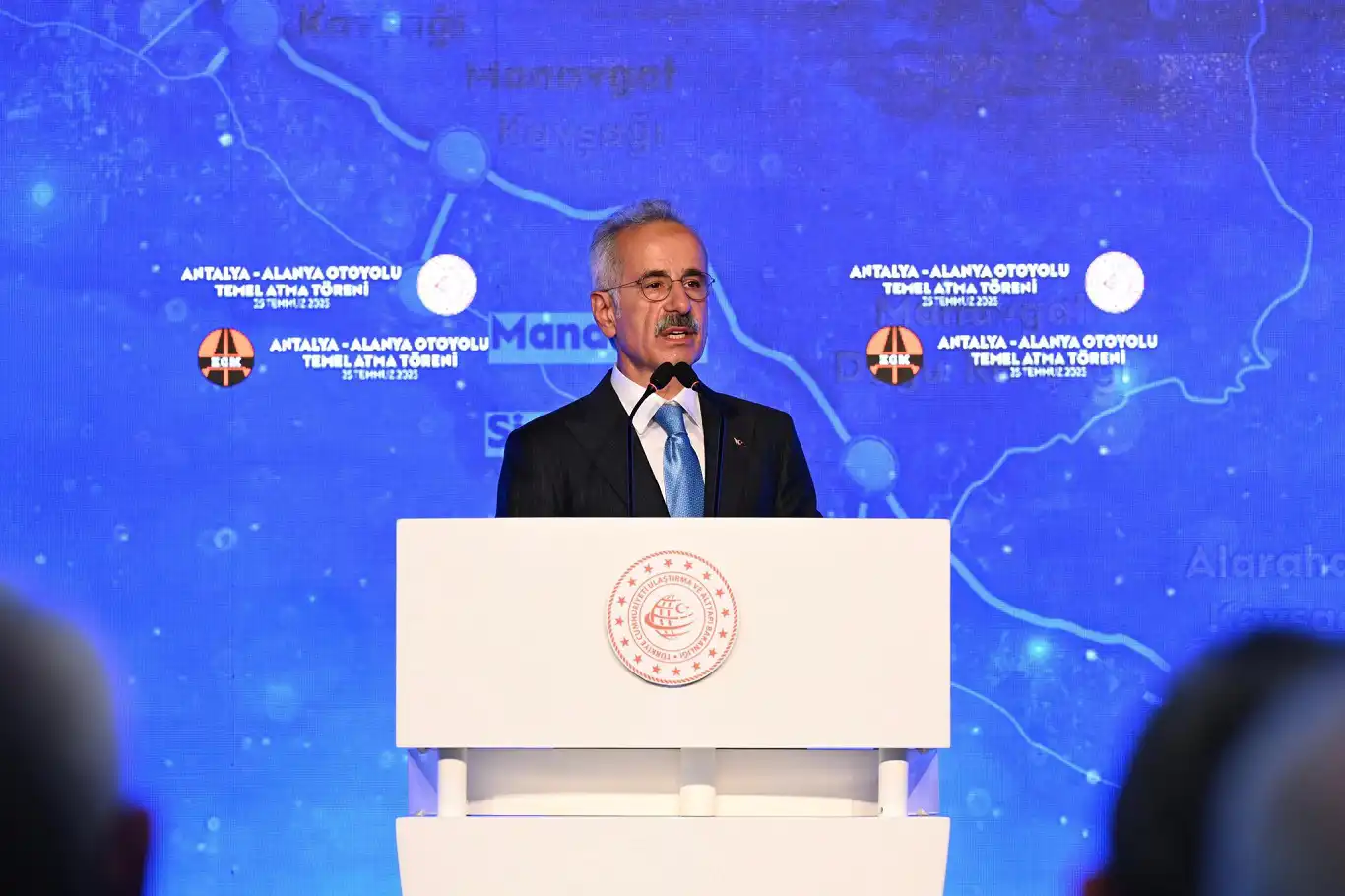 Antalya-Alanya Otoyolu’nun temeli atıldı Antalya-Alanya Otoyolu’nun temeli atıldı