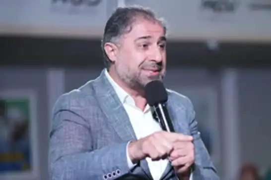 تەیسر سلێمان بەرپرسی حەماس: تەسلیم نابین، بەرخۆدان گەل دەپارێزێت