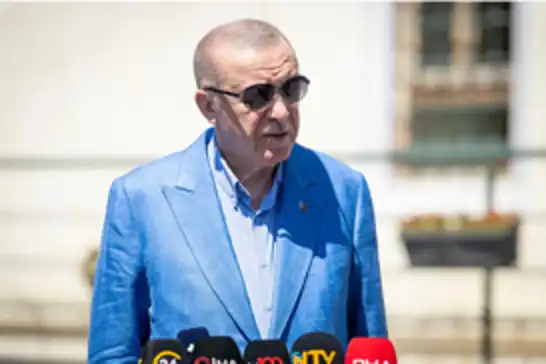 الرئيس أردوغان: "نسعى لجمع بوتين وترامب في إسطنبول"