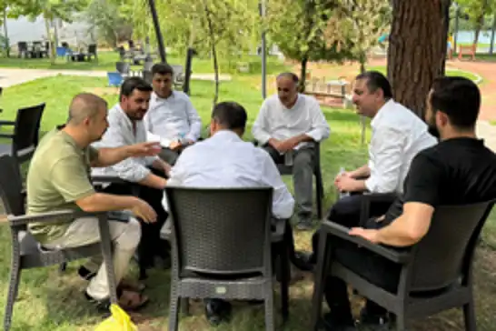 Ramanlı'dan vatandaşlarla çay sohbeti