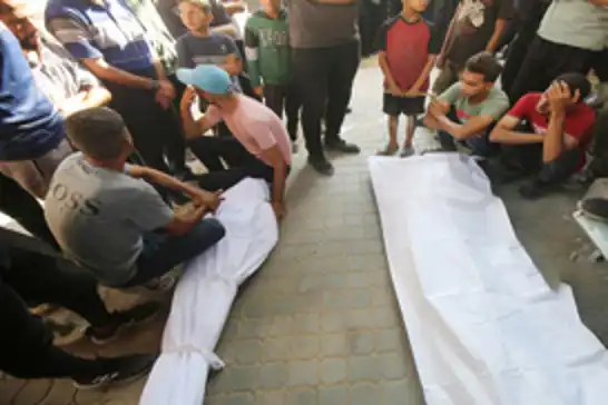 Gazze'de sabah saatlerinden bu yana 43 şehit: 9'u yardım sırasındaydı