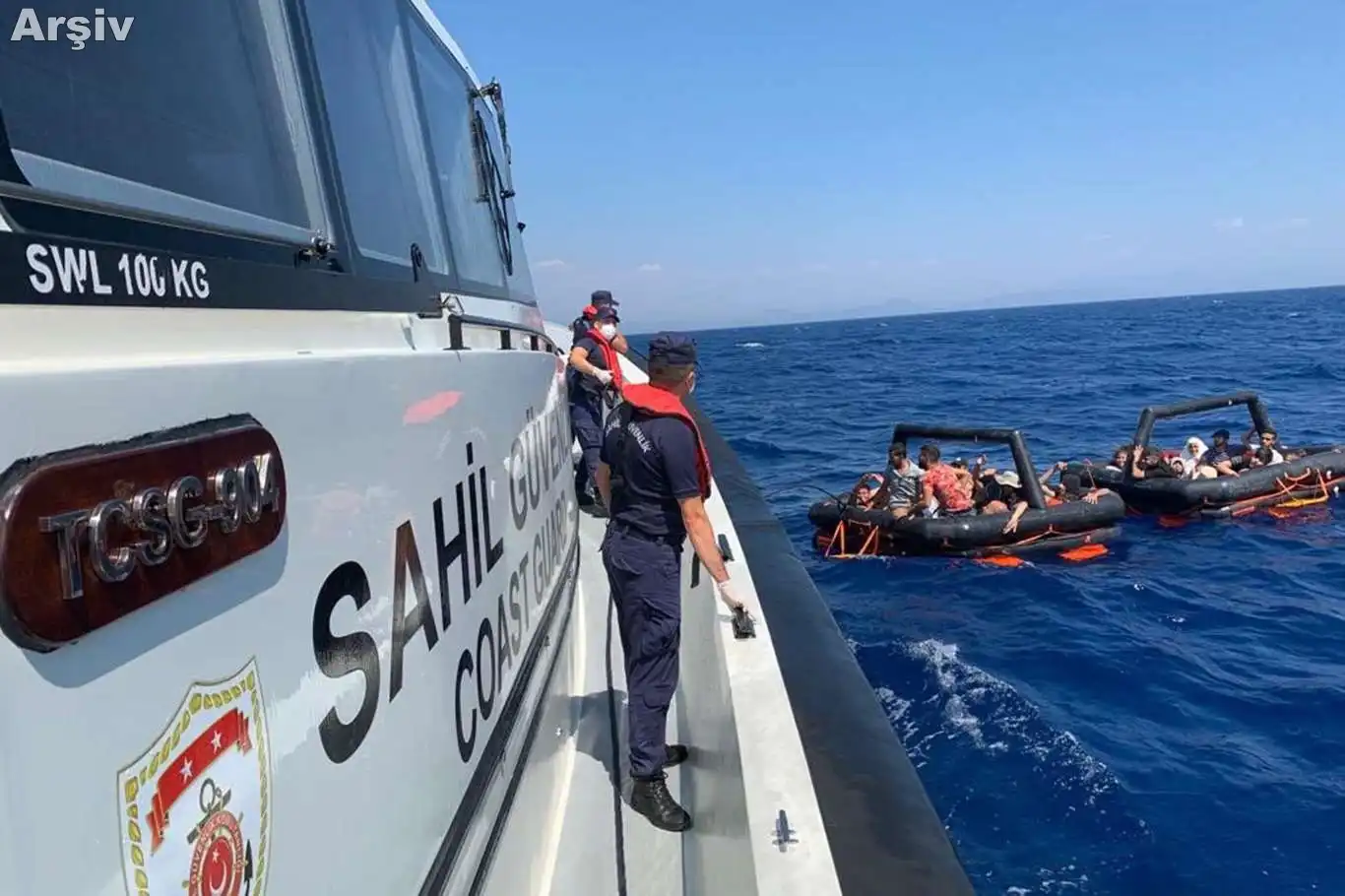 Bodrum Açıklarında 72 Kaçak Göçmen Yakalandı Bodrum Açıklarında 72 Kaçak Göçmen Yakalandı