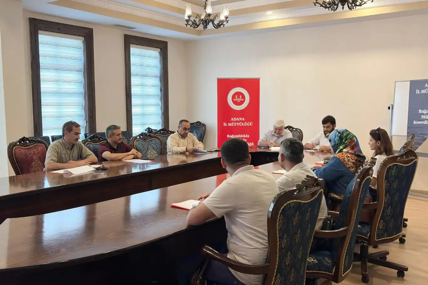 Gençleri bağımlılıktan korumaya yönelik proje ekibi bir araya geldi Gençleri bağımlılıktan korumaya yönelik proje ekibi bir araya geldi