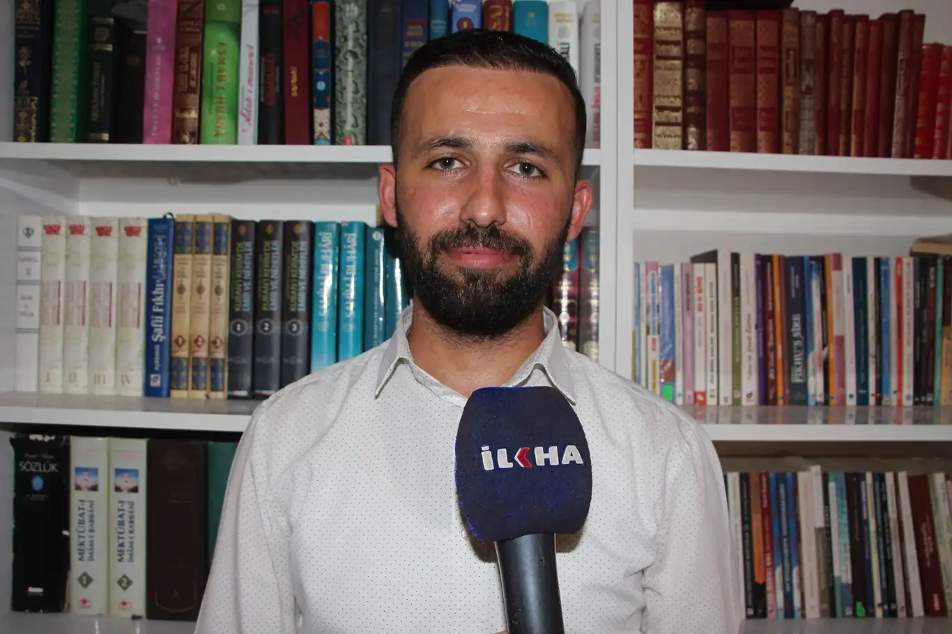 İktisatçı Özçelik: Faize bulaşmadan çalışmak mümkündür İktisatçı Özçelik: Faize bulaşmadan çalışmak mümkündür
