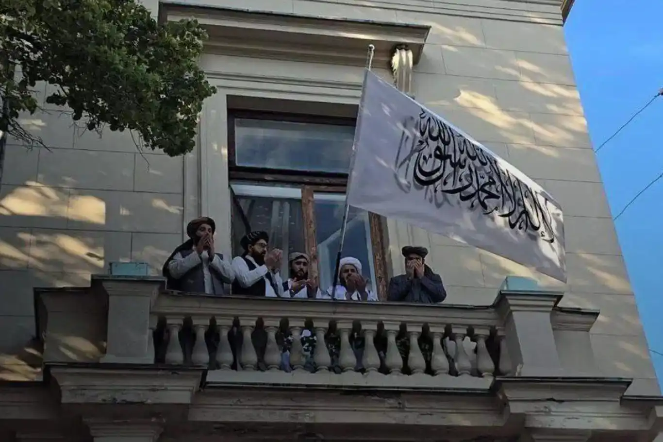 رووسیا دەبێتە یەکەم وڵات کە دان بە ئیمارەتی ئیسلامی ئەفغانستاندا دەنێت رووسیا دەبێتە یەکەم وڵات کە دان بە ئیمارەتی ئیسلامی ئەفغانستاندا دەنێت