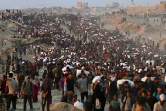 حماس: نناقش مع الفصائل الفلسطينية عرض الوسطاء لوقف العدوان على غزة