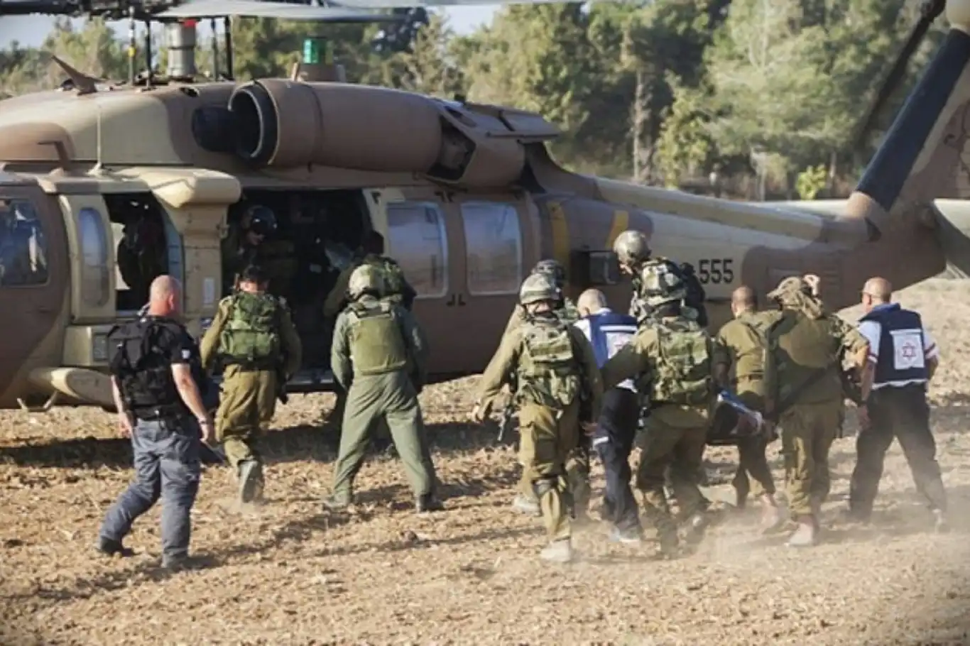 غزة..مقتل 3 جنود صهاينة وإصابة آخرين بنيران المقاومة الفلسطينية غزة..مقتل 3 جنود صهاينة وإصابة آخرين بنيران المقاومة الفلسطينية