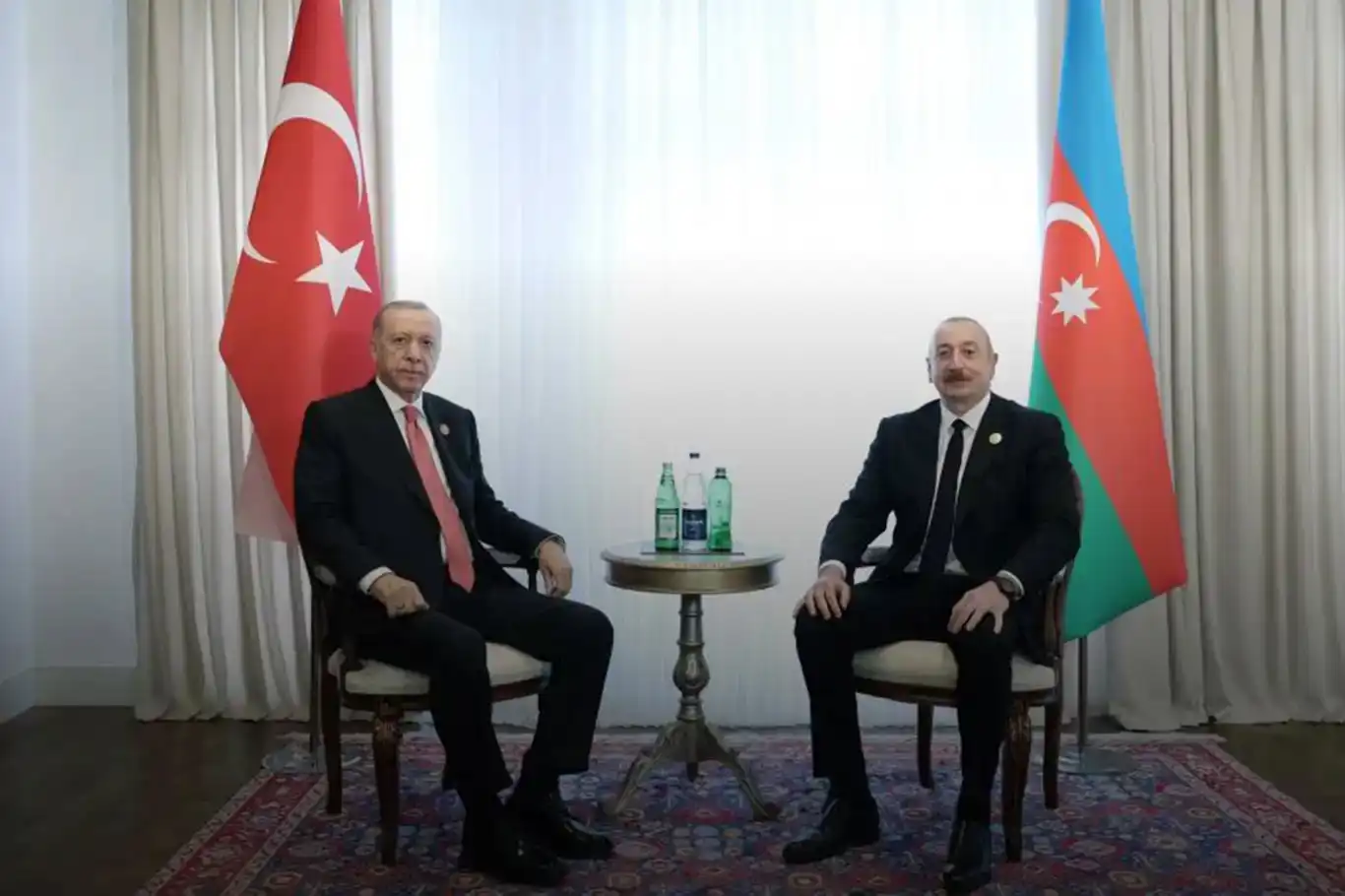 الرئيس أردوغان يلتقي الرئيس الأذربيجاني علييف في باكو الرئيس أردوغان يلتقي الرئيس الأذربيجاني علييف في باكو