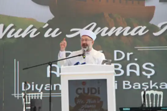  Şırnak'ta Hz. Nuh'u anma programı binlerce kişinin katılımı ile Cudi Dağı'nda gerçekleştirildi