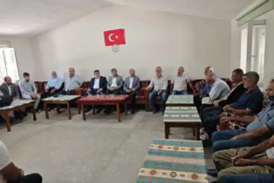 HÜDA PAR heyeti Elazığ'da vatandaşların sorunlarını dinledi