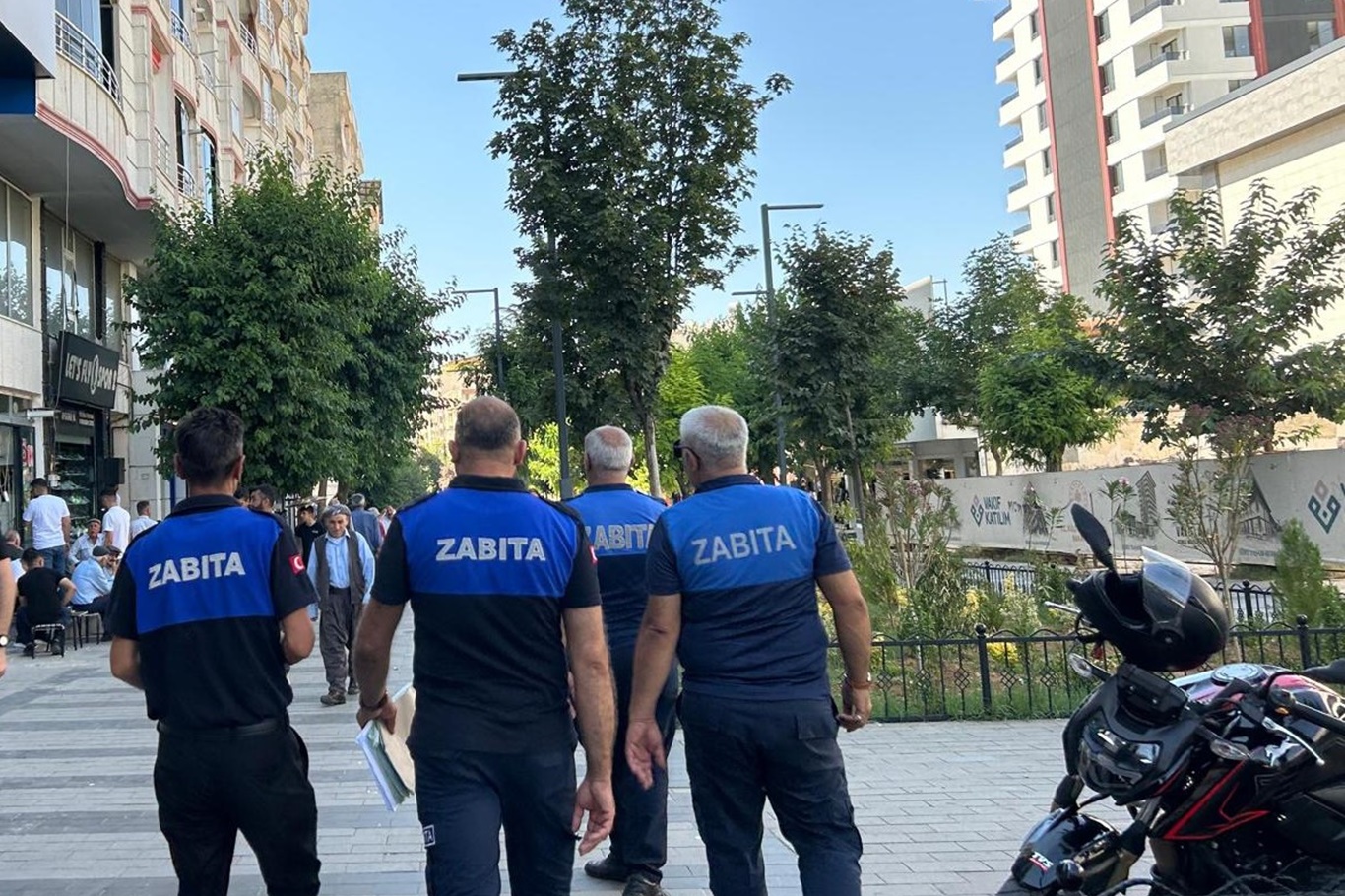 Siirt Belediyesi’nden kapsamlı denetim: 53 bin TL’yi aşan ceza uygulandı Siirt Belediyesi’nden kapsamlı denetim: 53 bin TL’yi aşan ceza uygulandı