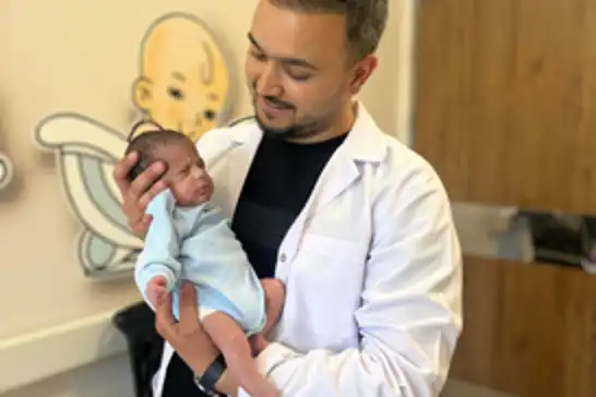 27 haftalık doğan bebek, 60 günlük tedavi sürecinin ardından taburcu edildi