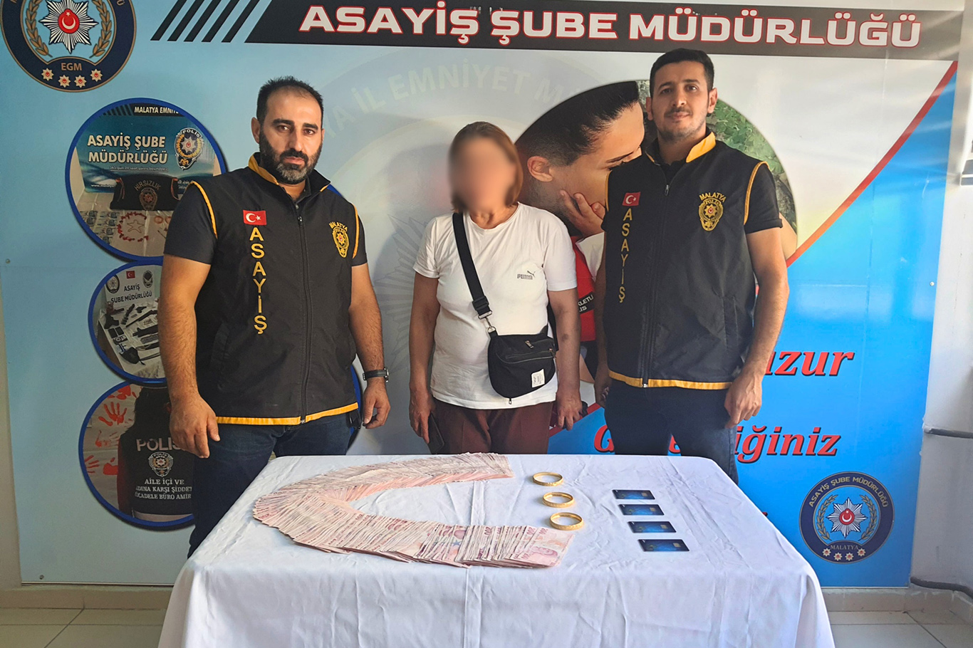 Malatya'da dolandırıcılık olayı son anda engellendi Malatya'da dolandırıcılık olayı son anda engellendi