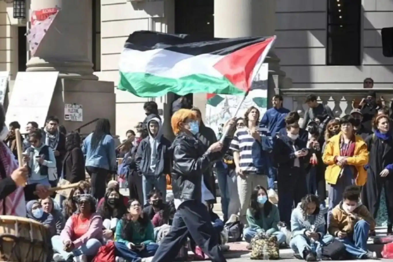 جامعة كاليفورنيا تواجه قطعا للتمويل بعد احتجاجات مؤيدة لفلسطين جامعة كاليفورنيا تواجه قطعا للتمويل بعد احتجاجات مؤيدة لفلسطين