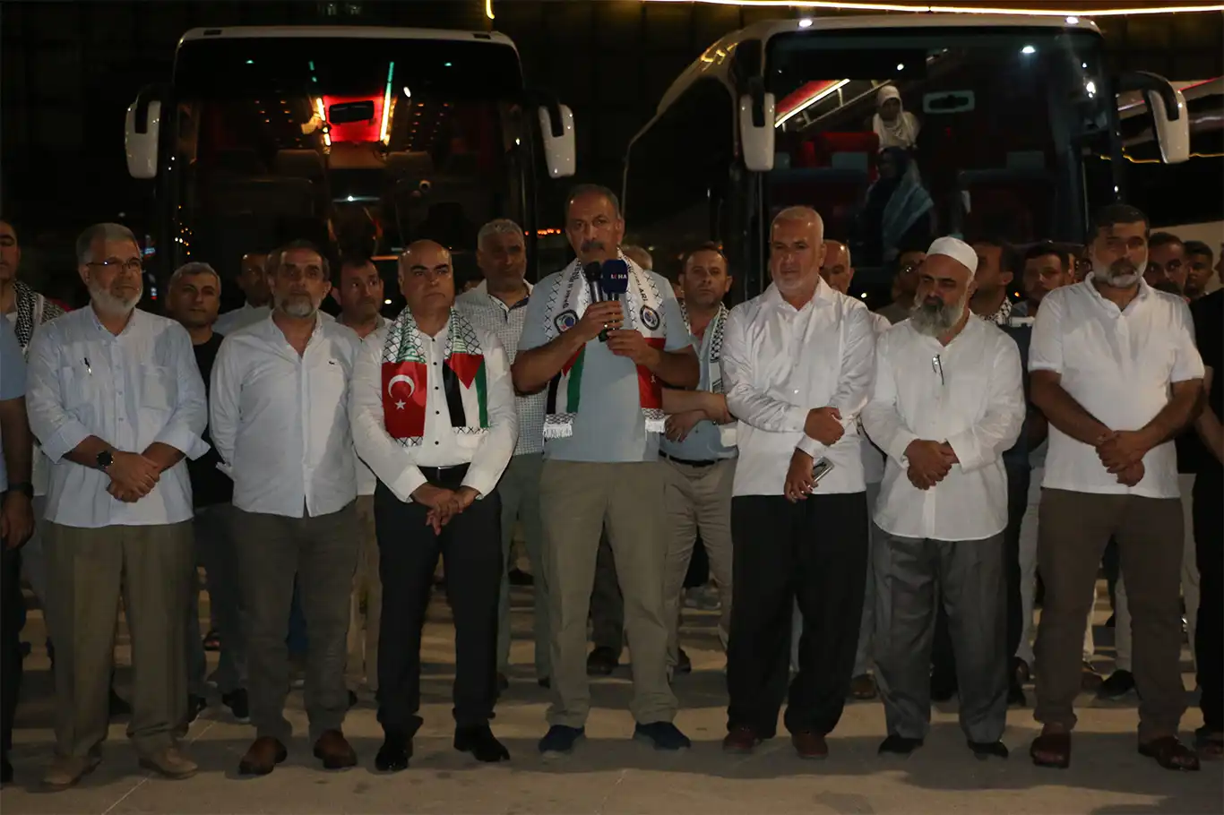 Şanlıurfa’dan "Gazze İçin İnsani Koridor" yürüyüşüne destek konvoyu yola çıktı Şanlıurfa’dan "Gazze İçin İnsani Koridor" yürüyüşüne destek konvoyu yola çıktı