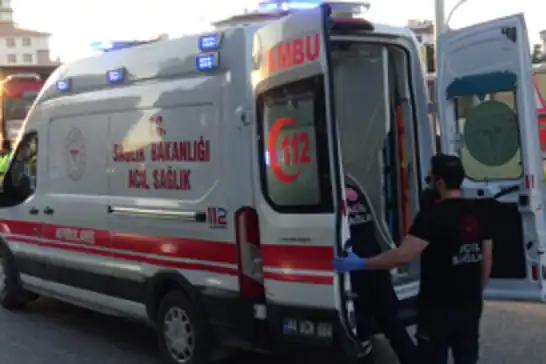 Malatya'da otomobil ile kamyon çarpıştı: 2 ölü 