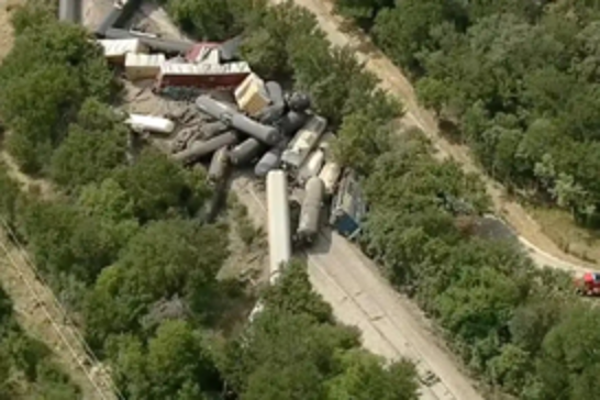 United States: Train derails in Texas; no hazardous leaks reported