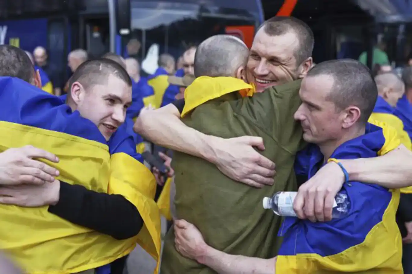 Ukraine and Russia complete ‘84 for 84’ prisoner exchange