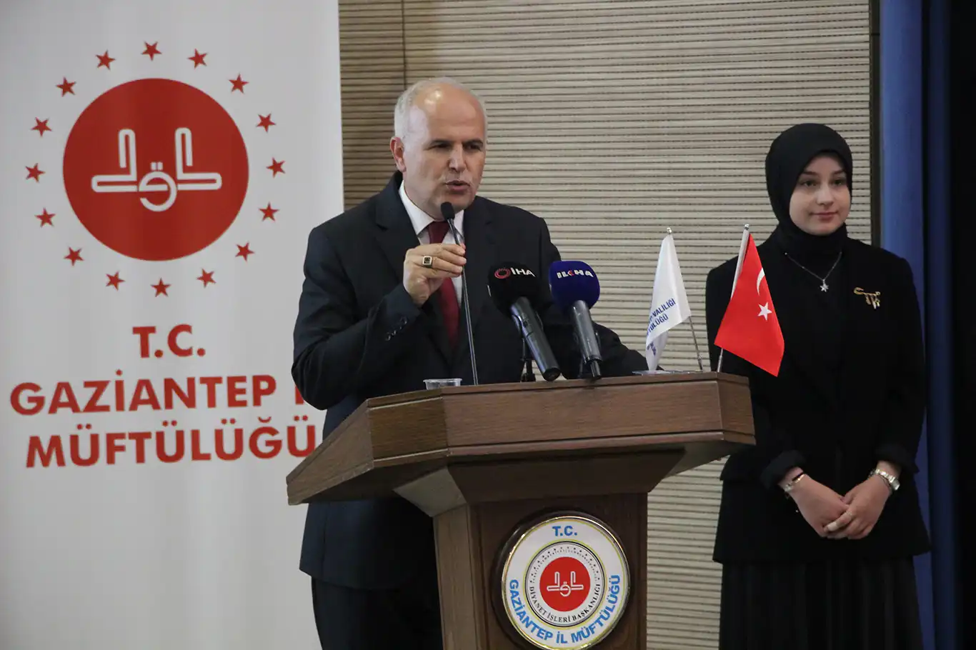 Gaziantep'te yaz Kur'an kurslarının kapanışı çeşitli etkinliklerle gerçekleştirildi Gaziantep'te yaz Kur'an kurslarının kapanışı çeşitli etkinliklerle gerçekleştirildi