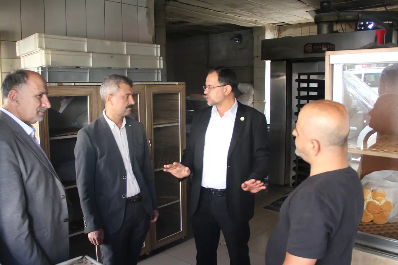 HÜDA PAR Genel Başkan Yardımcısı Oğraş, Adaklı ilçesinde HÜDA PAR Genel Başkan Yardımcısı Oğraş, Adaklı ilçesinde