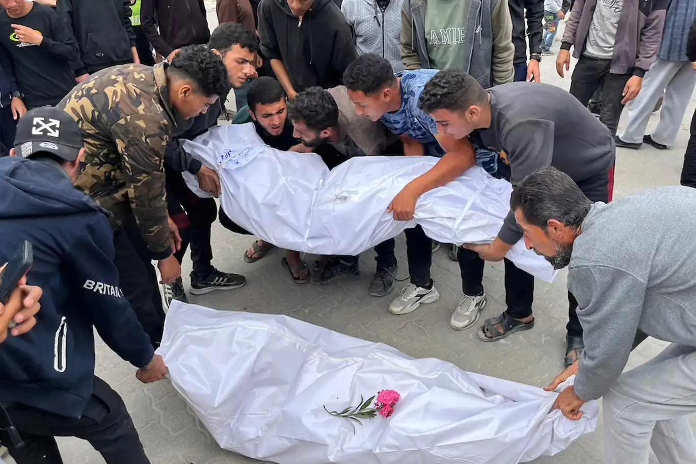 وزارة الصحة بغزة: ارتفاع حصيلة العدوان الإسرائيلي إلى 61827 شهيداً