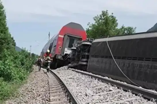 Danimarka'da tren kazası: 1 ölü, çok sayıda yaralı 