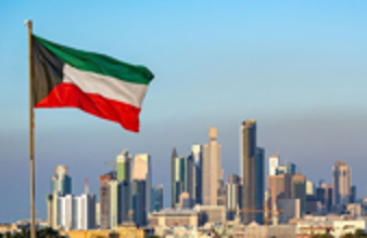 الكويت تسحب جنسية 365 شخصاً بينهم حكم دولي بارز