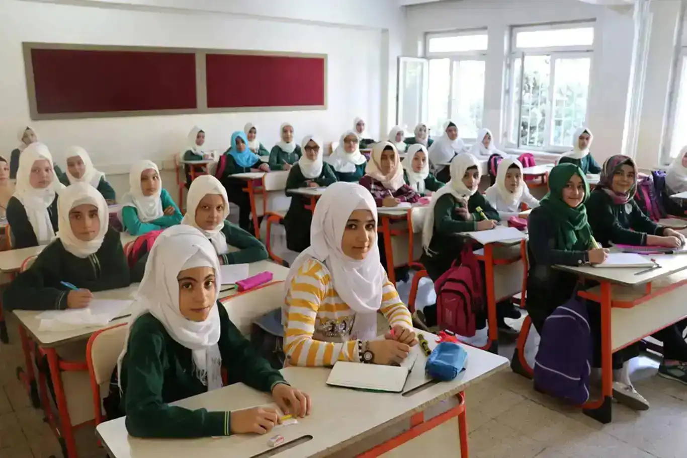 MEB’den 2025-2026 için yeni genelge: “Zilsiz okul” uygulaması geliyor MEB’den 2025-2026 için yeni genelge: “Zilsiz okul” uygulaması geliyor
