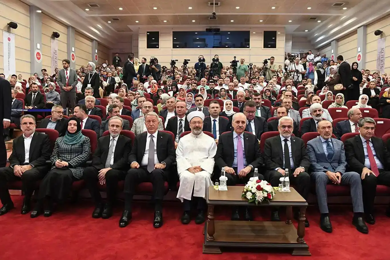 "لا يمكن غضّ الطرف عن القدس"