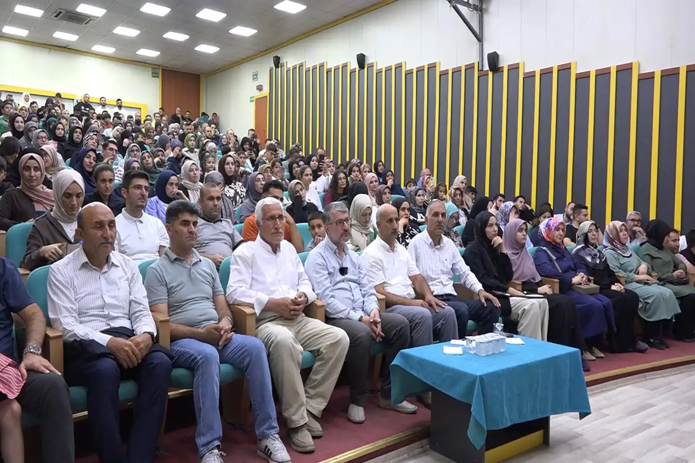 Yıldırım: "Evlilik namaz gibi, hac gibi ibadettir" Yıldırım: "Evlilik namaz gibi, hac gibi ibadettir"