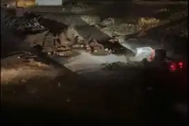 DEM'li Belediye gündüz yıkamadığı cami inşaatını gece yarısı yıktı