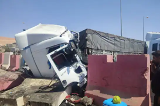 دوای رووداوێکی هاتوچۆ دەرکەوت هەردوو شۆفێر بران: کوژراوێک و بریندارێک