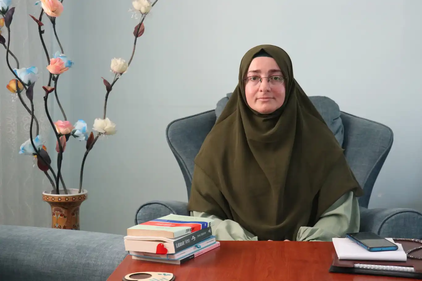 Aile Danışmanı Terzi: Diziler insanı hayal dünyasında yaşatıyor Aile Danışmanı Terzi: Diziler insanı hayal dünyasında yaşatıyor