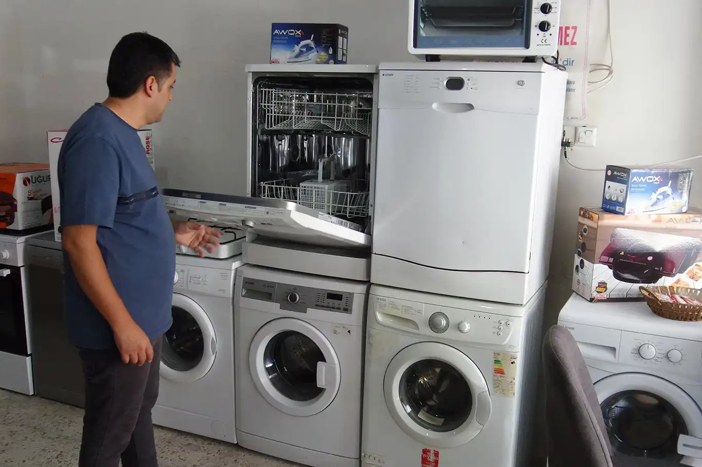 İkinci el eşya esnafı: İşlerimizin en yoğun olması gerektiği bu dönemde siftah yapamıyoruz! İkinci el eşya esnafı: İşlerimizin en yoğun olması gerektiği bu dönemde siftah yapamıyoruz!