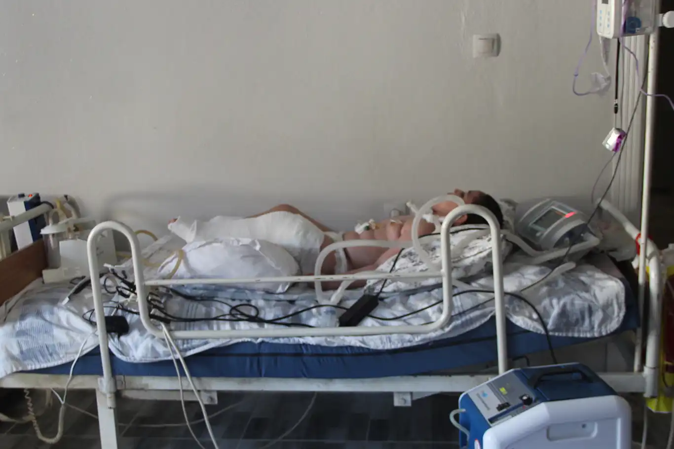 Kas hastası çocuk için 10 bin liralık elektrik faturası: Aile yardım bekliyor