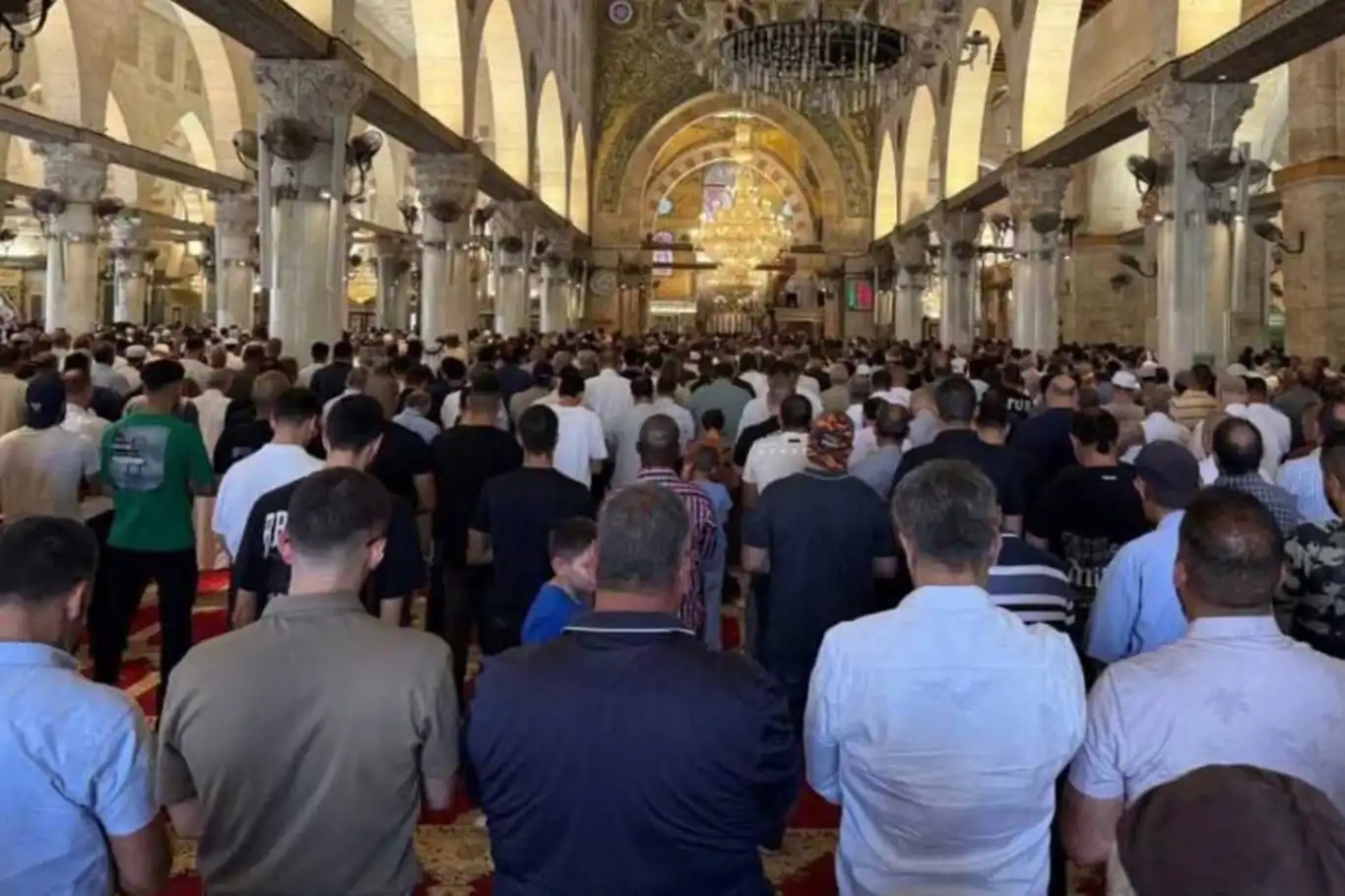 Mescid-i Aksa'da cuma hutbesi: Resulullah'ın mirasını neden terk ettiniz?