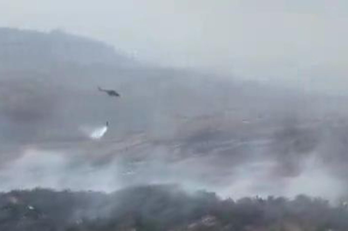 Şırnak’ta örtü yangını havadan ve karadan müdahale ile söndürüldü Şırnak’ta örtü yangını havadan ve karadan müdahale ile söndürüldü