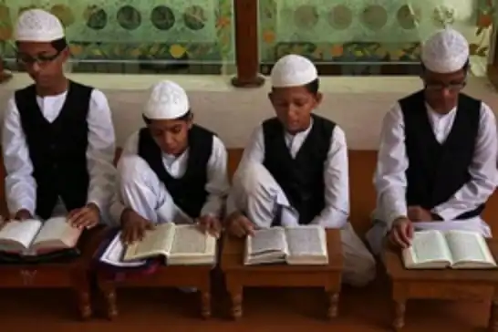 رغم قرار المحكمة العليا بإعادة فتحها..ضغوط على المدارس الإسلامية في ولاية أوتار براديش الهندية