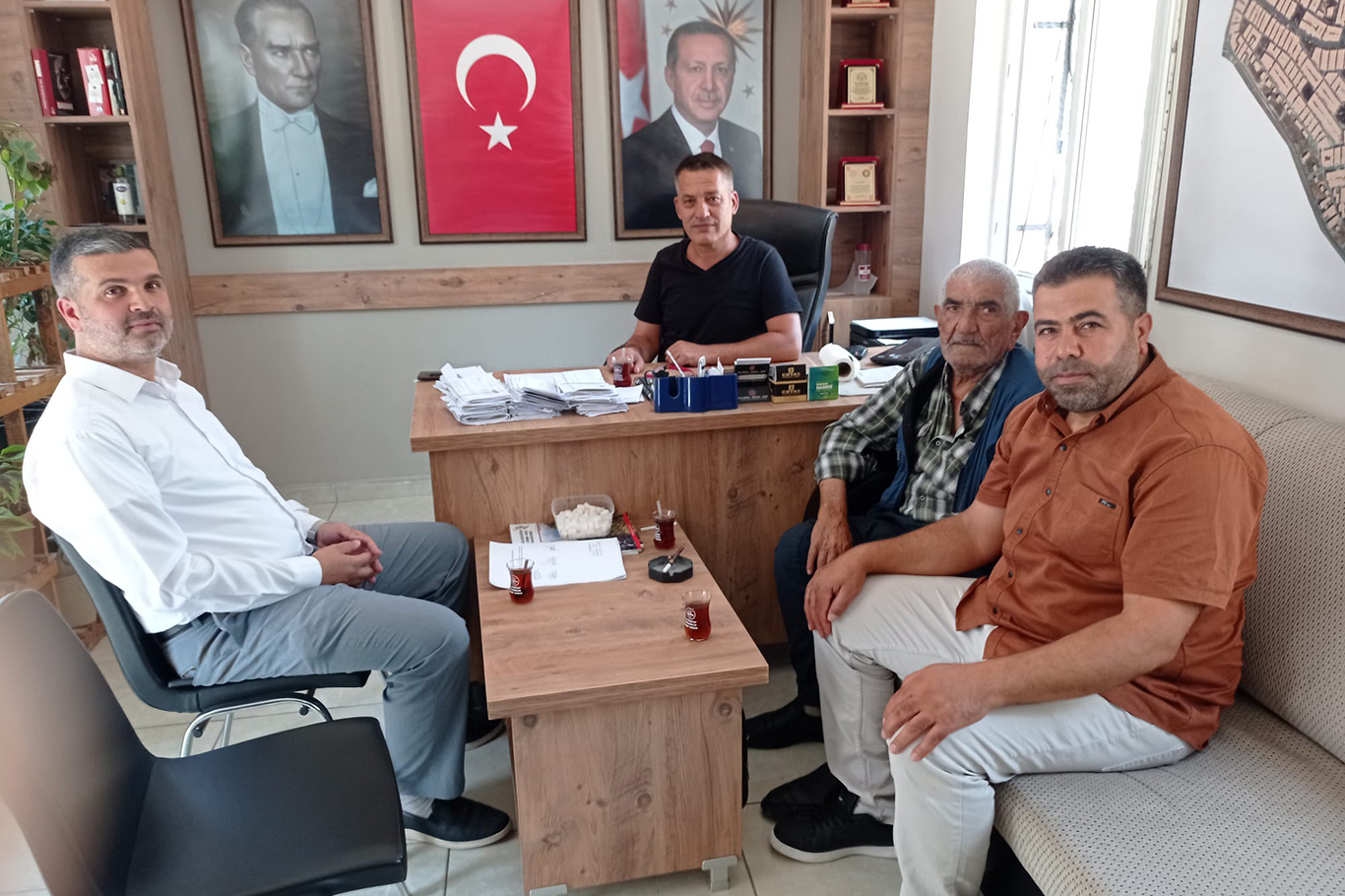 HÜDA PAR Şahinbey İlçe Başkanı Kaya'dan muhtar ziyaretleri HÜDA PAR Şahinbey İlçe Başkanı Kaya'dan muhtar ziyaretleri